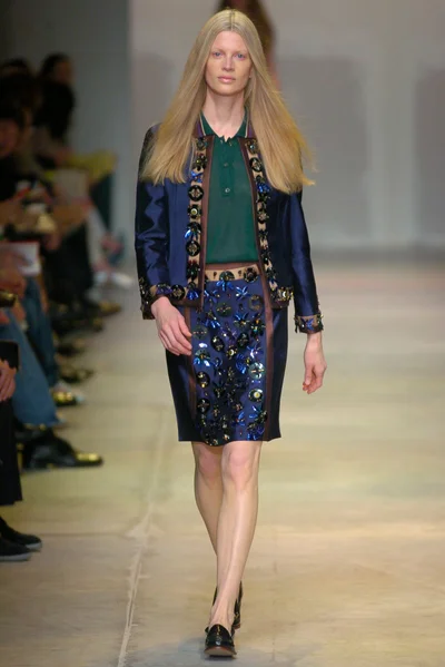 Look 44
